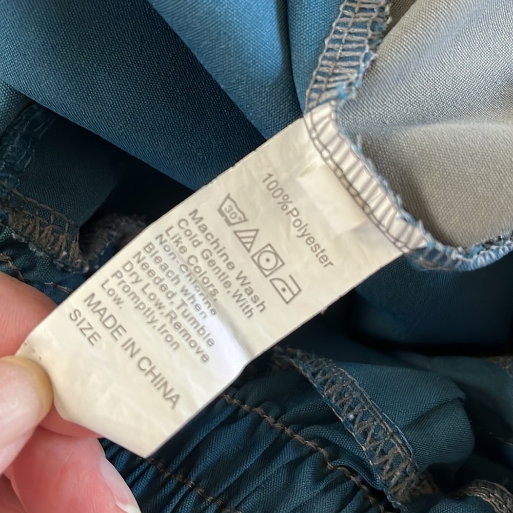 Two-Tone Cargo Pants - Picture 8 of 8